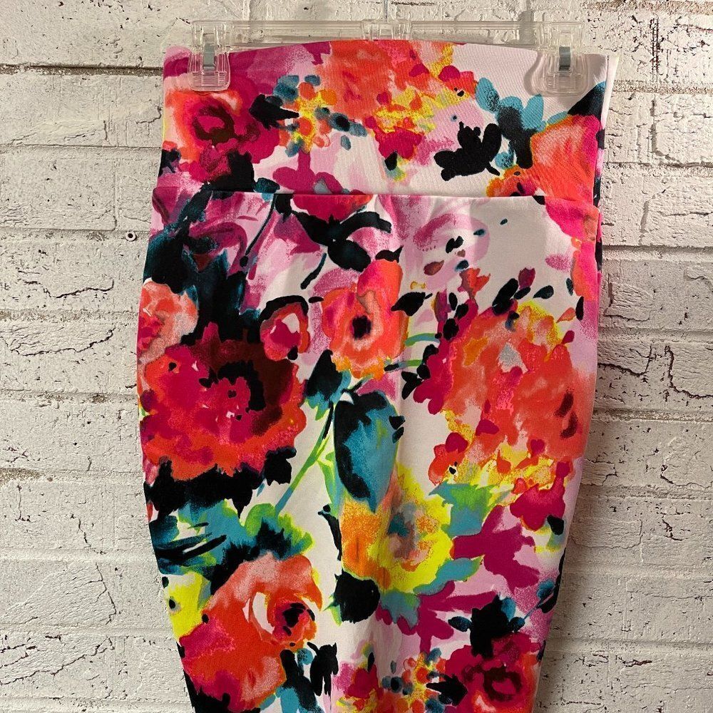 Silhouette NYC Floral Pencil Skirt Small